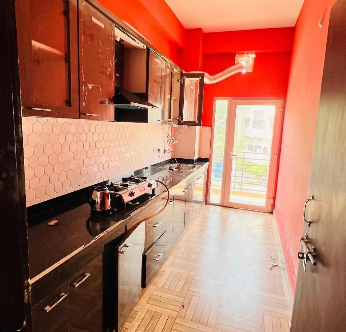 Indu Resid Apartman Váránaszi